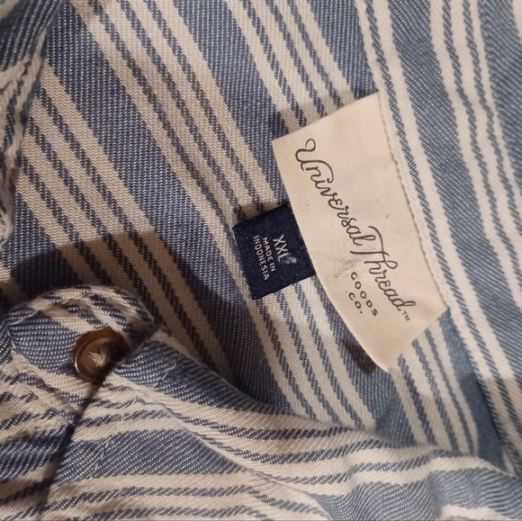 UNIVERSAL THREAD: Button-down Blue and White Striped Shirt - Picture 9 of 11